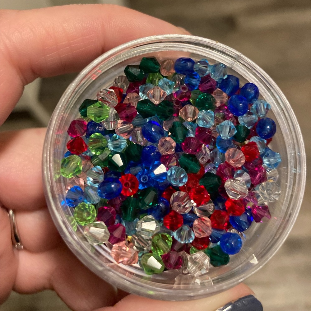 Crystal bead bundle